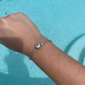 Pandora Moments Heart Clasp Snake Chain Bracelet